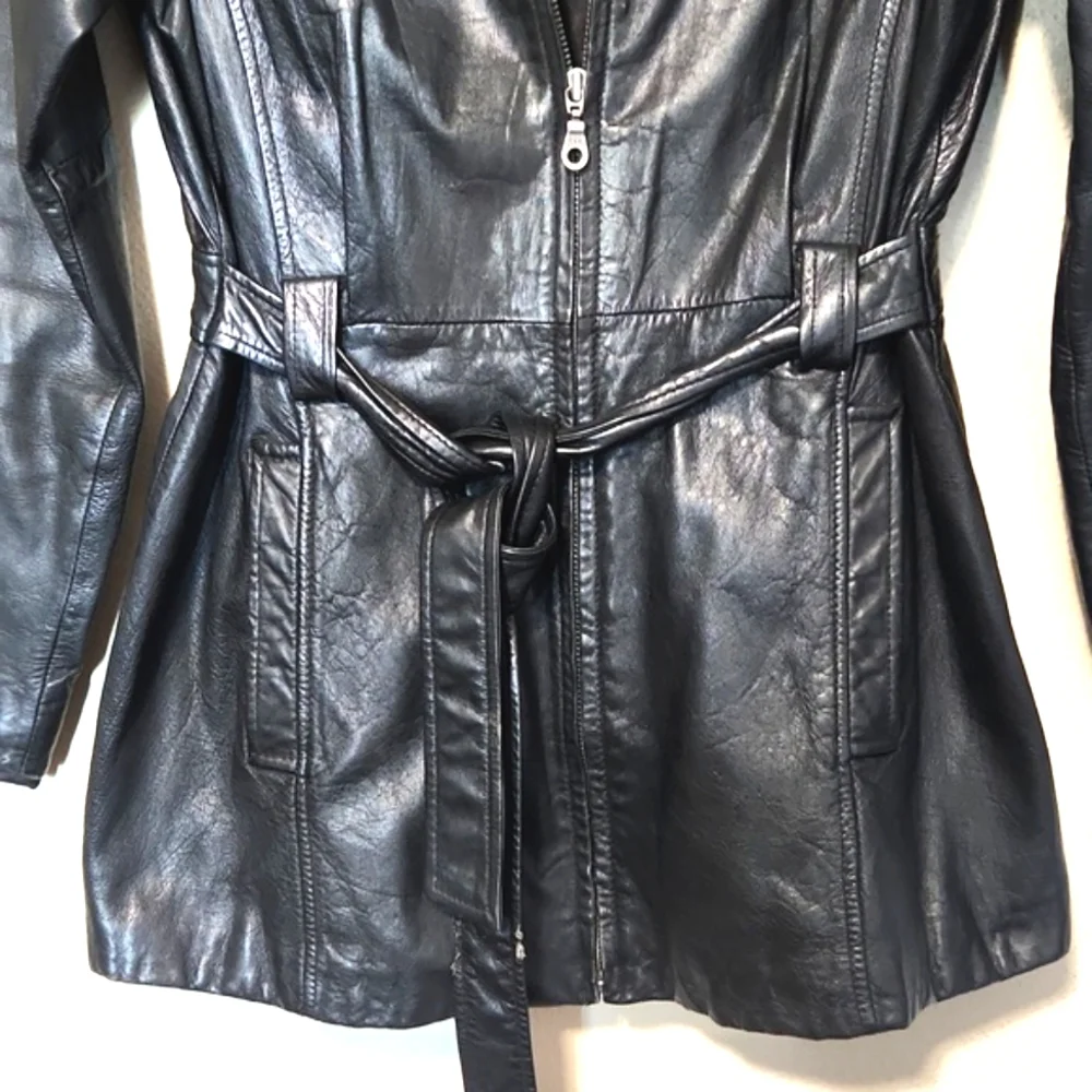 Vintage Jacqueline Ferrar Black Genuine Lambskin Coat Size Small - Picture 3 of 15